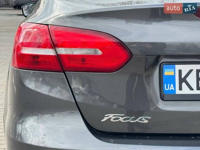 Серый Форд Фокус, объемом двигателя 1 л и пробегом 160 тыс. км за 7500 $, фото 6 на Automoto.ua