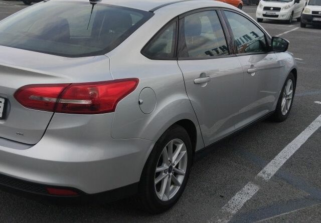 Сірий Форд Фокус, об'ємом двигуна 2 л та пробігом 142 тис. км за 8999 $, фото 6 на Automoto.ua