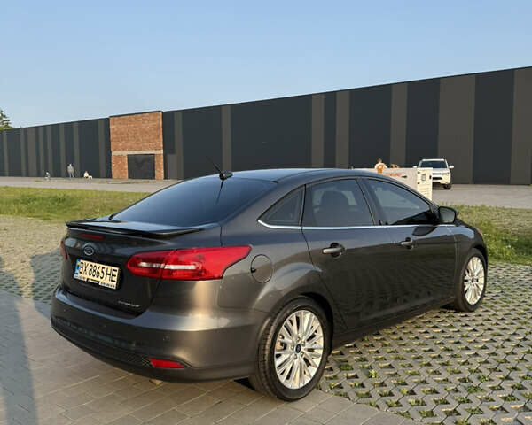 Серый Форд Фокус, объемом двигателя 2 л и пробегом 106 тыс. км за 11000 $, фото 7 на Automoto.ua