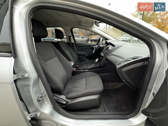 Серый Форд Фокус, объемом двигателя 2 л и пробегом 78 тыс. км за 8500 $, фото 13 на Automoto.ua