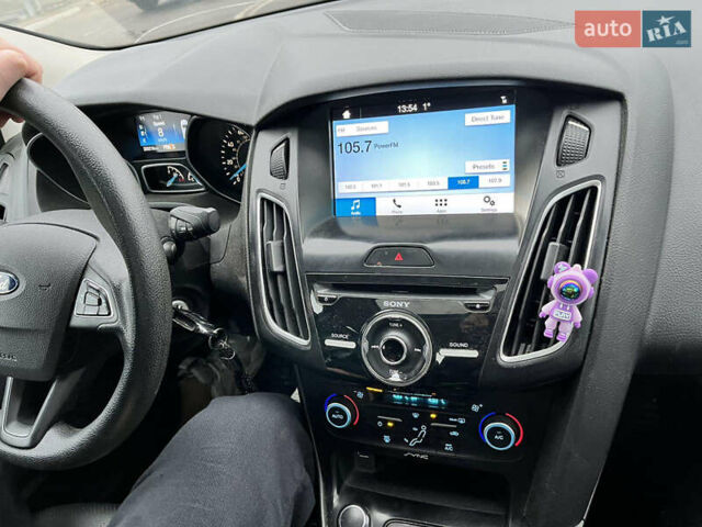 Серый Форд Фокус, объемом двигателя 2 л и пробегом 200 тыс. км за 8000 $, фото 9 на Automoto.ua