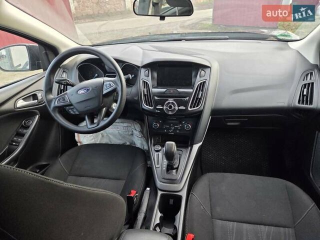 Сірий Форд Фокус, об'ємом двигуна 2 л та пробігом 160 тис. км за 2600 $, фото 16 на Automoto.ua