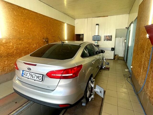 Серый Форд Фокус, объемом двигателя 2 л и пробегом 83 тыс. км за 9600 $, фото 8 на Automoto.ua