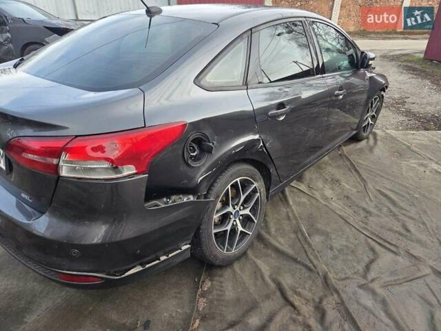 Сірий Форд Фокус, об'ємом двигуна 2 л та пробігом 160 тис. км за 2600 $, фото 10 на Automoto.ua