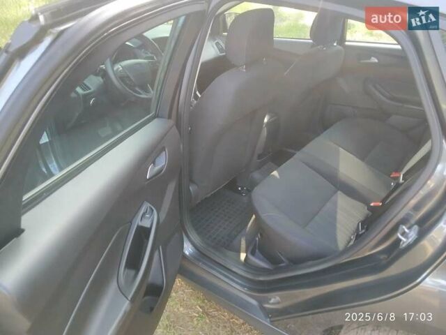 Форд Фокус 2017 в Сумах на Automoto.ua Серый Форд Фокус, объемом двигателя 2.01 л и пробегом 146 тыс. км за 9700 $, фото 8 на Automoto.ua