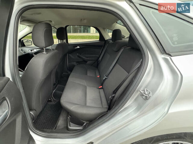 Серый Форд Фокус, объемом двигателя 2 л и пробегом 78 тыс. км за 8500 $, фото 42 на Automoto.ua