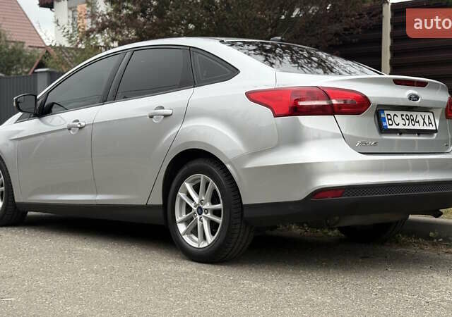 Форд Фокус 2017 в Киеве на Automoto.ua Серый Форд Фокус, объемом двигателя 2 л и пробегом 85 тыс. км за 10200 $, фото 2 на Automoto.ua