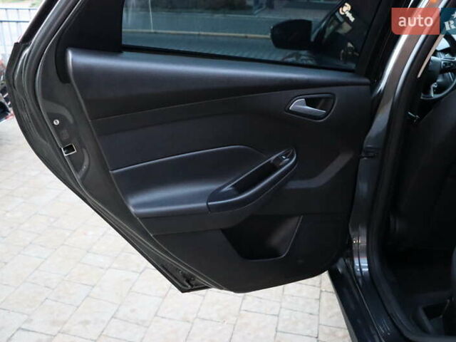 Серый Форд Фокус, объемом двигателя 2 л и пробегом 116 тыс. км за 7800 $, фото 28 на Automoto.ua