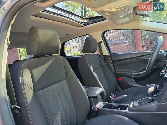 Серый Форд Фокус, объемом двигателя 2 л и пробегом 112 тыс. км за 8900 $, фото 6 на Automoto.ua