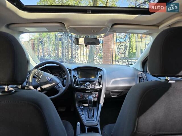 Серый Форд Фокус, объемом двигателя 2 л и пробегом 112 тыс. км за 8900 $, фото 4 на Automoto.ua