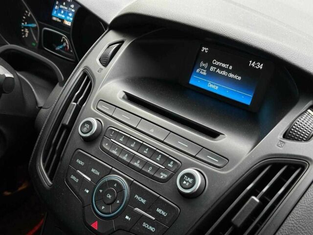 Серый Форд Фокус, объемом двигателя 1 л и пробегом 105 тыс. км за 6990 $, фото 17 на Automoto.ua