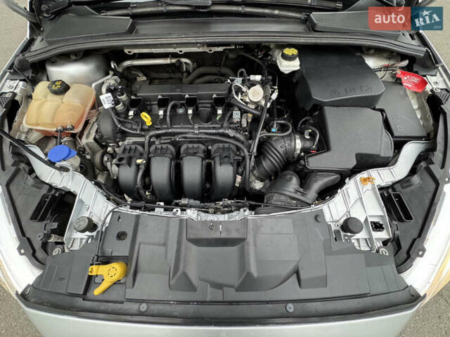 Серый Форд Фокус, объемом двигателя 2 л и пробегом 78 тыс. км за 8500 $, фото 45 на Automoto.ua