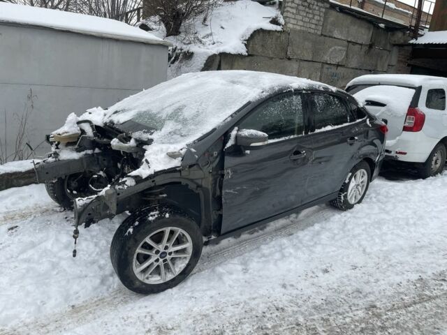 Серый Форд Фокус, объемом двигателя 2 л и пробегом 200 тыс. км за 1200 $, фото 4 на Automoto.ua