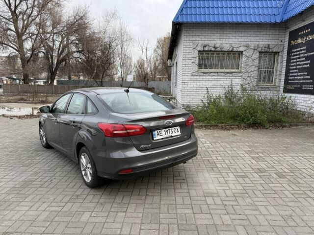 Серый Форд Фокус, объемом двигателя 2 л и пробегом 156 тыс. км за 8700 $, фото 5 на Automoto.ua