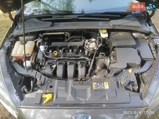 Форд Фокус 2017 в Сумах на Automoto.ua Серый Форд Фокус, объемом двигателя 2.01 л и пробегом 146 тыс. км за 9700 $, фото 14 на Automoto.ua