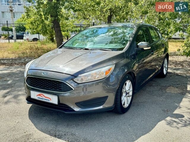 Сірий Форд Фокус, об'ємом двигуна 2 л та пробігом 155 тис. км за 7990 $, фото 3 на Automoto.ua