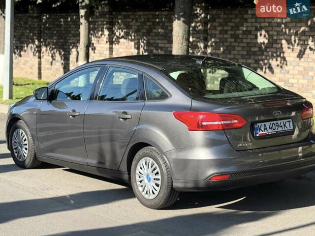 Серый Форд Фокус, объемом двигателя 2 л и пробегом 127 тыс. км за 7800 $, фото 14 на Automoto.ua