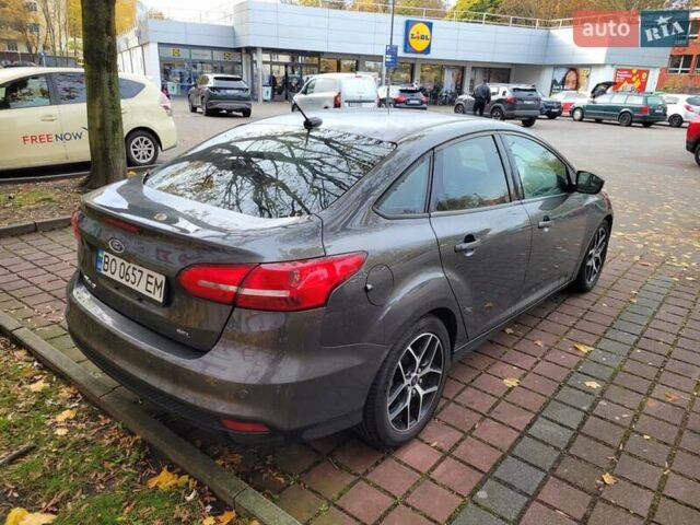Сірий Форд Фокус, об'ємом двигуна 2 л та пробігом 152 тис. км за 9000 $, фото 5 на Automoto.ua