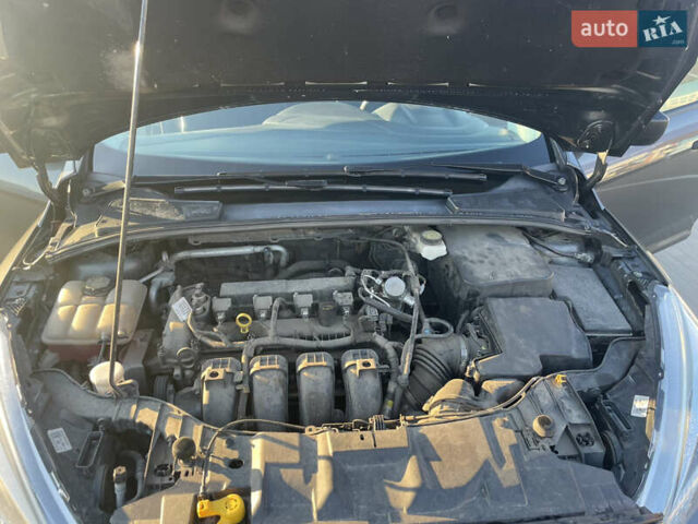 Серый Форд Фокус, объемом двигателя 2 л и пробегом 95 тыс. км за 8500 $, фото 11 на Automoto.ua
