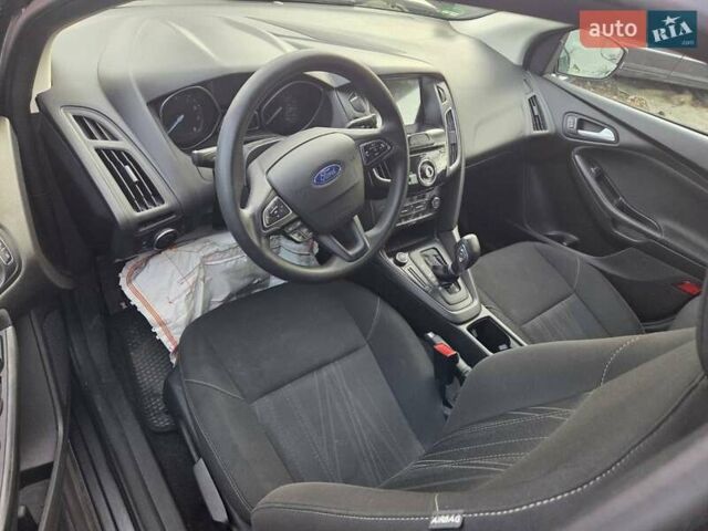 Сірий Форд Фокус, об'ємом двигуна 2 л та пробігом 160 тис. км за 2600 $, фото 14 на Automoto.ua