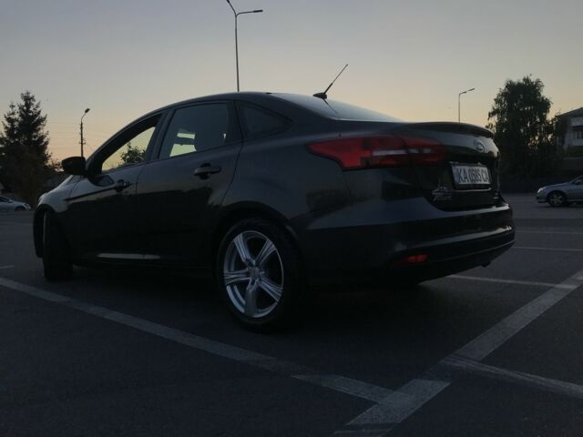 Сірий Форд Фокус, об'ємом двигуна 2 л та пробігом 305 тис. км за 7800 $, фото 11 на Automoto.ua