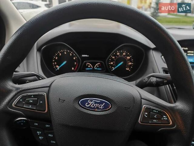 Серый Форд Фокус, объемом двигателя 2 л и пробегом 202 тыс. км за 7500 $, фото 3 на Automoto.ua