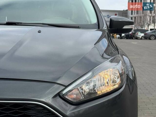 Серый Форд Фокус, объемом двигателя 1 л и пробегом 160 тыс. км за 7500 $, фото 7 на Automoto.ua