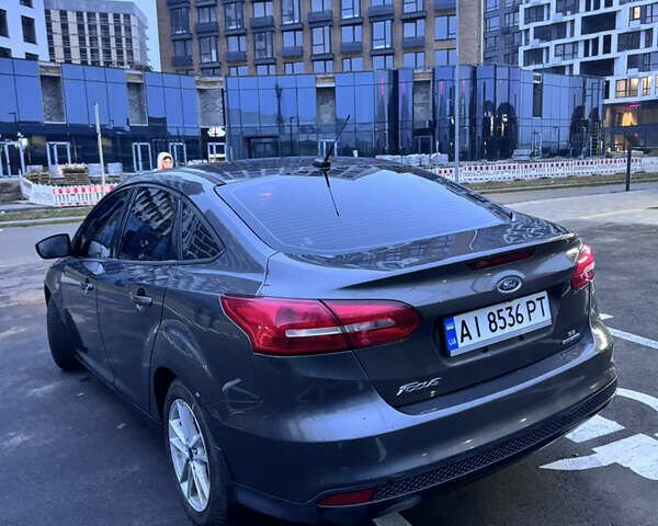 Сірий Форд Фокус, об'ємом двигуна 2 л та пробігом 82 тис. км за 8700 $, фото 3 на Automoto.ua