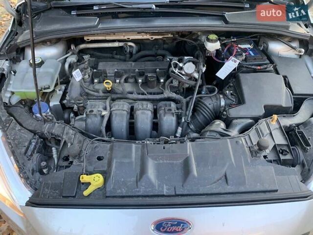Серый Форд Фокус, объемом двигателя 2 л и пробегом 115 тыс. км за 7950 $, фото 6 на Automoto.ua