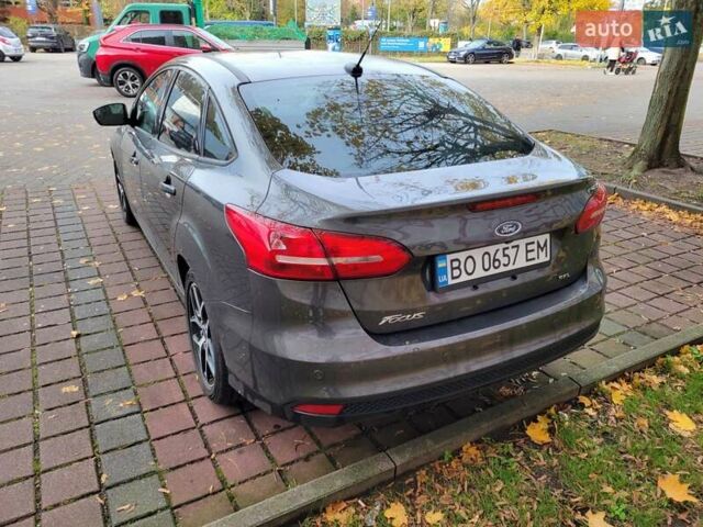 Сірий Форд Фокус, об'ємом двигуна 2 л та пробігом 152 тис. км за 9000 $, фото 6 на Automoto.ua