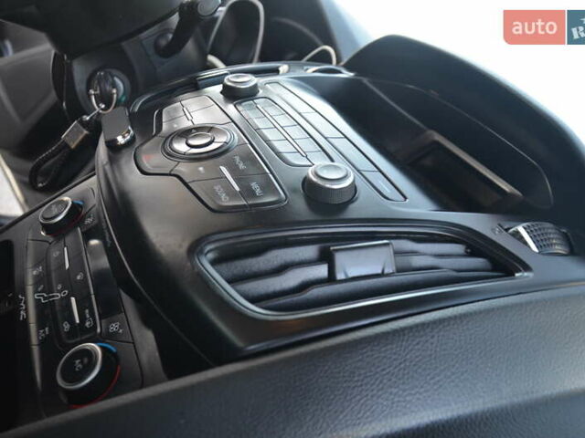 Сірий Форд Фокус, об'ємом двигуна 1 л та пробігом 125 тис. км за 6250 $, фото 63 на Automoto.ua