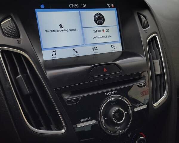 Сірий Форд Фокус, об'ємом двигуна 2 л та пробігом 152 тис. км за 9000 $, фото 17 на Automoto.ua