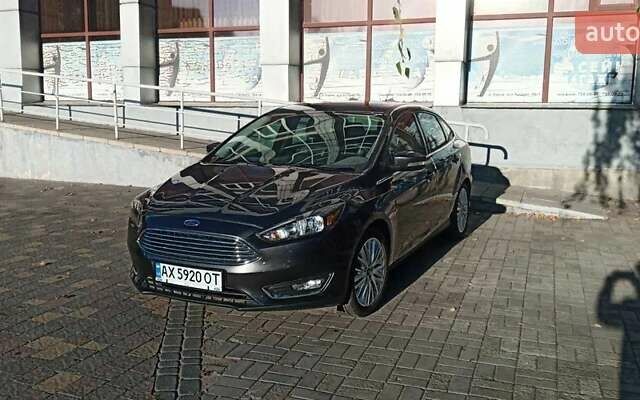 Серый Форд Фокус, объемом двигателя 2 л и пробегом 103 тыс. км за 8000 $, фото 6 на Automoto.ua