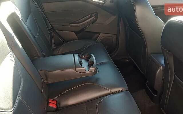 Серый Форд Фокус, объемом двигателя 2 л и пробегом 103 тыс. км за 8000 $, фото 14 на Automoto.ua