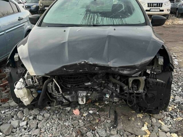 Серый Форд Фокус, объемом двигателя 2 л и пробегом 140 тыс. км за 4600 $, фото 1 на Automoto.ua