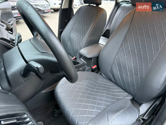 Серый Форд Фокус, объемом двигателя 2 л и пробегом 202 тыс. км за 6700 $, фото 16 на Automoto.ua