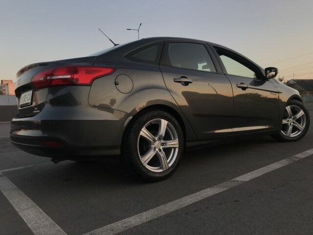 Сірий Форд Фокус, об'ємом двигуна 2 л та пробігом 305 тис. км за 7800 $, фото 12 на Automoto.ua