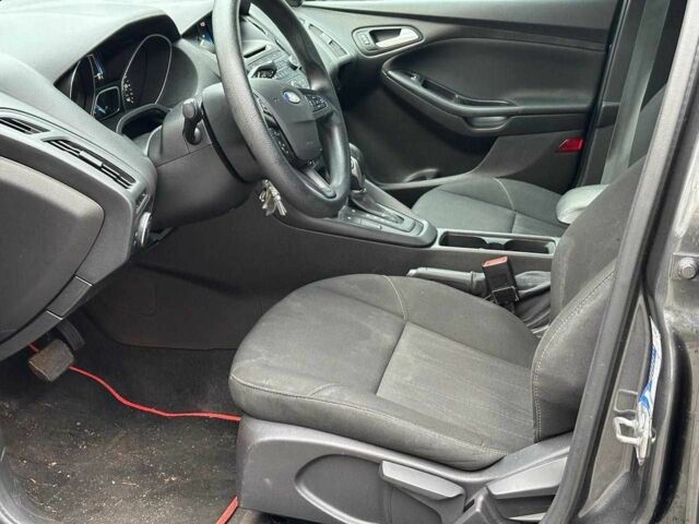 Серый Форд Фокус, объемом двигателя 1 л и пробегом 105 тыс. км за 6990 $, фото 18 на Automoto.ua