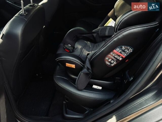 Серый Форд Фокус, объемом двигателя 2 л и пробегом 154 тыс. км за 9500 $, фото 5 на Automoto.ua