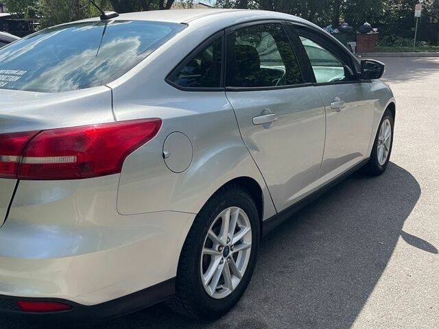 Сірий Форд Фокус, об'ємом двигуна 2 л та пробігом 150 тис. км за 7700 $, фото 4 на Automoto.ua