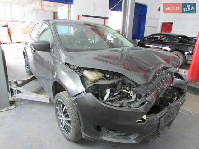 Форд Фокус 2017 у Києві на Automoto.ua Сірий Форд Фокус, об'ємом двигуна 2 л та пробігом 100 тис. км за 4900 $, фото 3 на Automoto.ua
