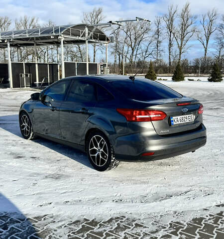 Серый Форд Фокус, объемом двигателя 2 л и пробегом 119 тыс. км за 9800 $, фото 4 на Automoto.ua