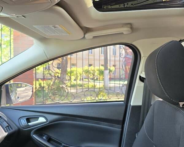 Серый Форд Фокус, объемом двигателя 2 л и пробегом 112 тыс. км за 8900 $, фото 10 на Automoto.ua