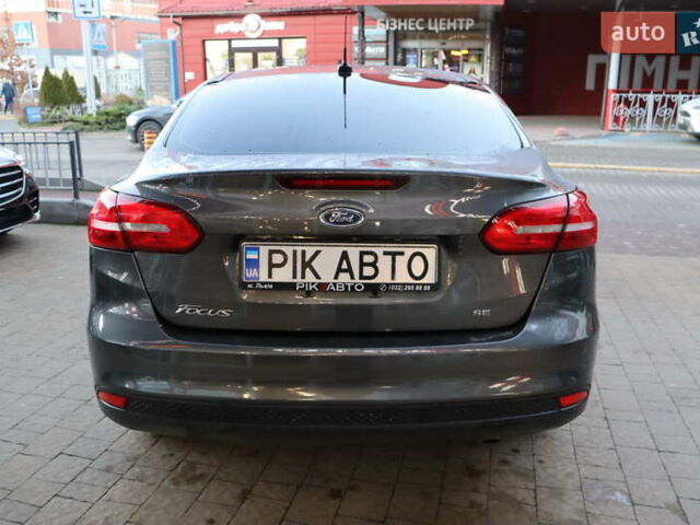 Серый Форд Фокус, объемом двигателя 2 л и пробегом 116 тыс. км за 7800 $, фото 6 на Automoto.ua