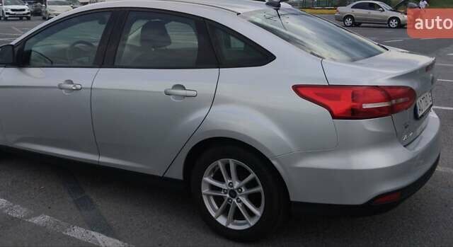 Сірий Форд Фокус, об'ємом двигуна 2 л та пробігом 143 тис. км за 8999 $, фото 8 на Automoto.ua