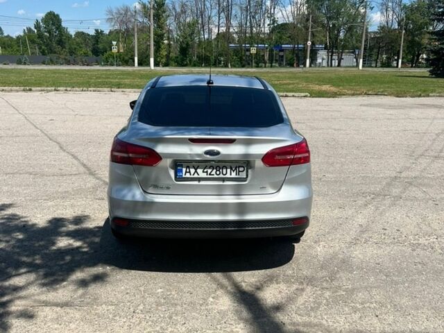 Сірий Форд Фокус, об'ємом двигуна 2 л та пробігом 159 тис. км за 7800 $, фото 6 на Automoto.ua