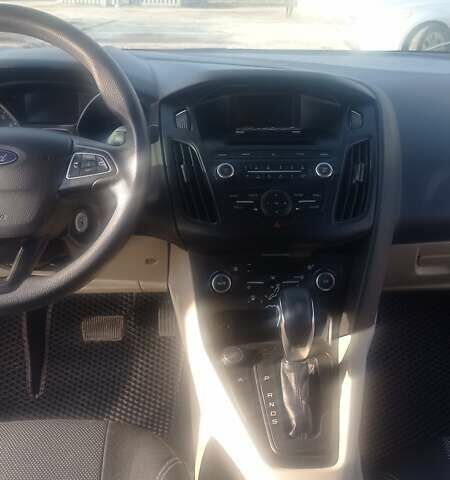 Серый Форд Фокус, объемом двигателя 1 л и пробегом 168 тыс. км за 8500 $, фото 7 на Automoto.ua