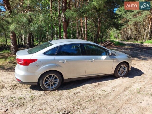 Сірий Форд Фокус, об'ємом двигуна 2 л та пробігом 95 тис. км за 9000 $, фото 8 на Automoto.ua