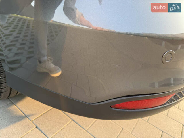 Серый Форд Фокус, объемом двигателя 2 л и пробегом 106 тыс. км за 11000 $, фото 25 на Automoto.ua