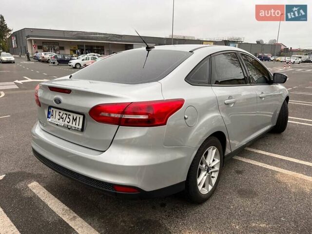 Сірий Форд Фокус, об'ємом двигуна 2 л та пробігом 154 тис. км за 9000 $, фото 3 на Automoto.ua